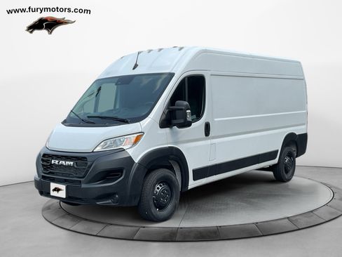 Used 2025 RAM ProMaster 2500 w/ Convenience Group image 26