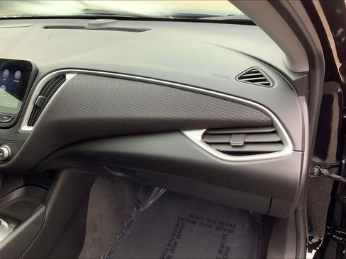 Certified 2024 Chevrolet Malibu RS image 18