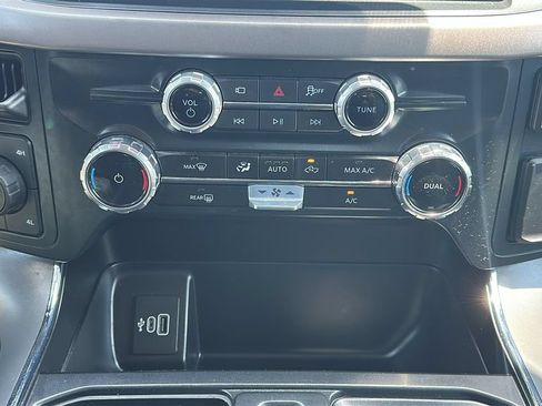Used 2025 Ford F150 XLT w/ Equipment Group 301A Standard AWD/4WD image 29