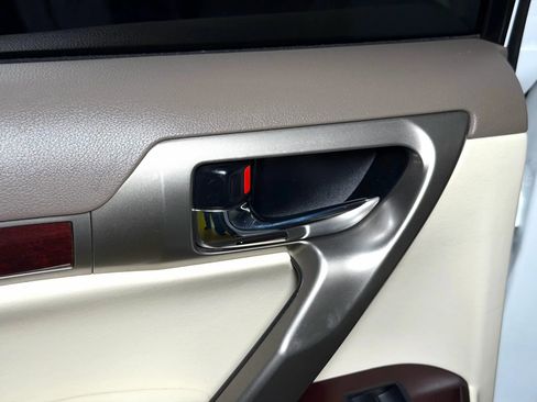 Used 2016 Lexus GX 460 image 20