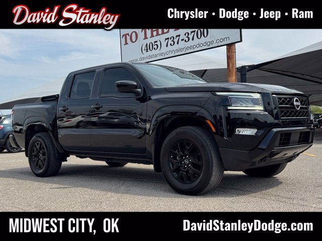 Used 2023 Nissan Frontier SV w/ Midnight Edition Package AWD/4WD image 1
