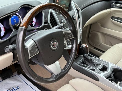 Used 2012 Cadillac SRX Luxury image 11