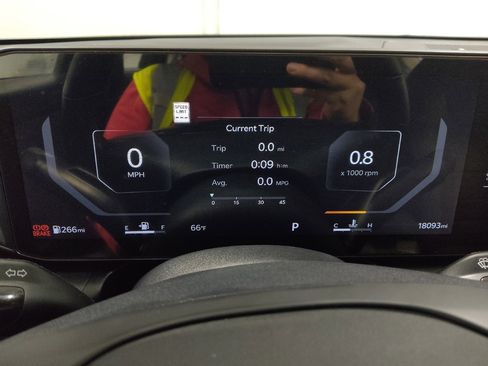 Used 2025 Kia K4 EX FWD image 23