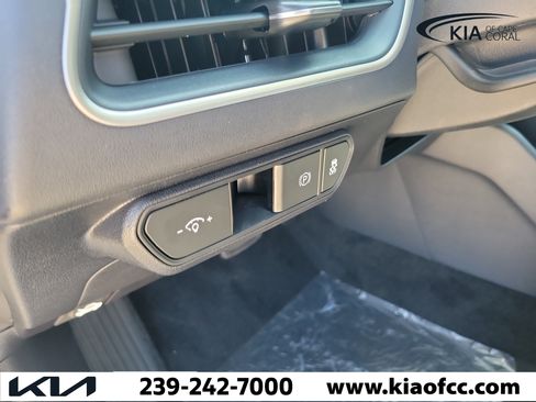 New 2026 Kia K4 FWD image 26