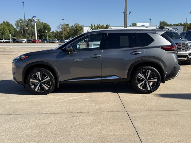 Used 2023 Nissan Rogue Platinum w/ Platinum Premium Package FWD image 13