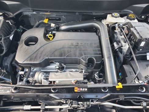 Used 2024 Chevrolet Equinox Premier AWD/4WD image 37