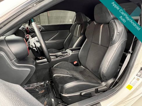 Used 2024 Toyota GR86 Premium image 4