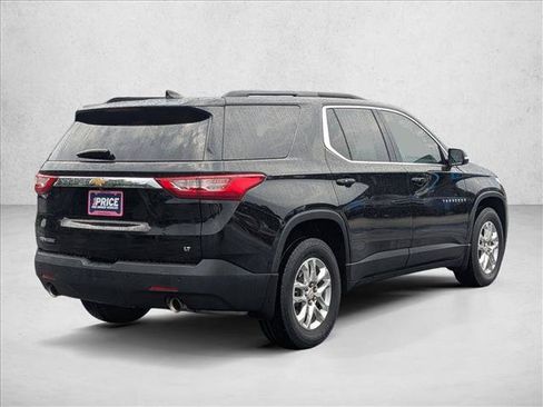 Used 2020 Chevrolet Traverse LT FWD image 4