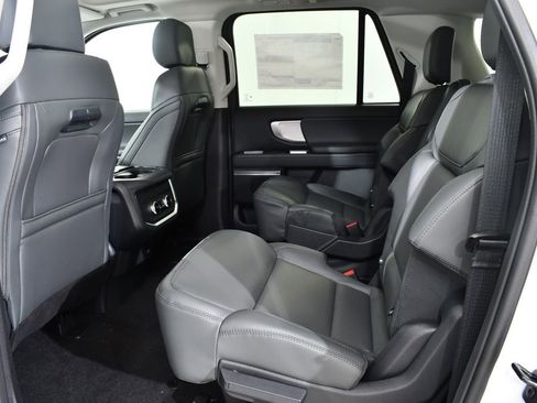 New 2026 Ford Expedition Max Active AWD/4WD image 16