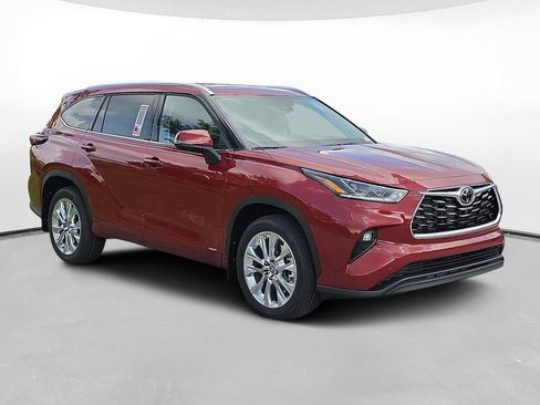New 2026 Toyota Highlander Limited AWD/4WD image 3
