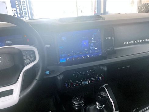 Used 2023 Ford Bronco Badlands AWD/4WD image 18