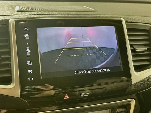 Used 2018 Honda Ridgeline RTL-E image 22