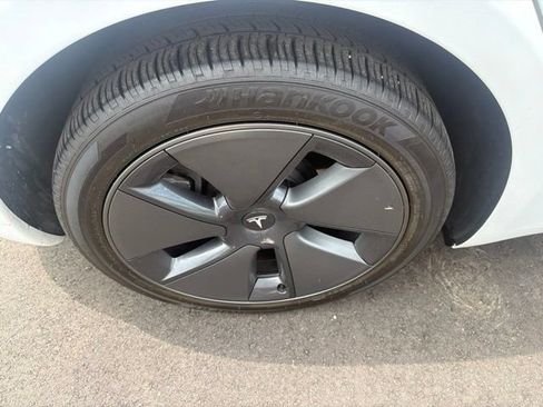 Used 2023 Tesla Model 3 Standard Range RWD image 11