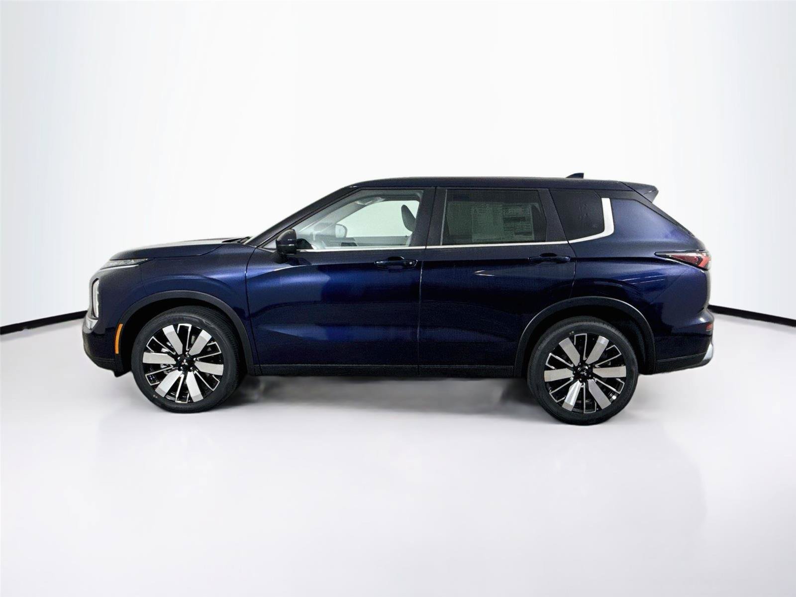 New 2026 Mitsubishi Outlander SE FWD image 22