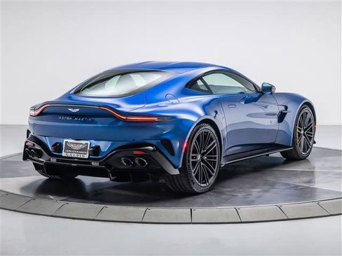 Used 2026 Aston Martin V8 Vantage Coupe image 9