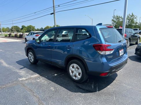 Used 2019 Subaru Forester AWD/4WD image 3