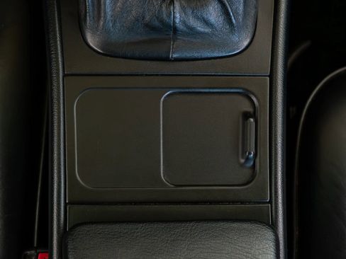 Used 1989 Porsche 944 Turbo image 72