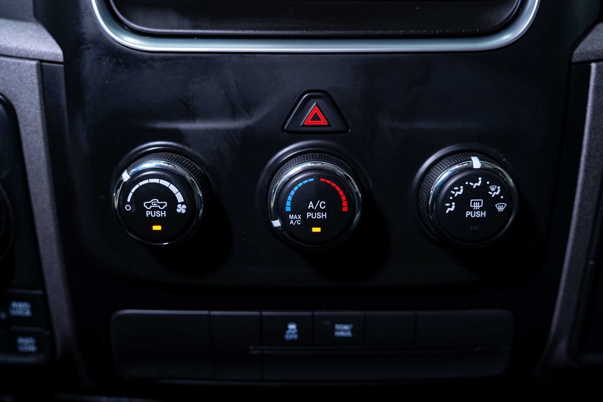Used 2015 RAM 1500 Tradesman w/ Popular Equipment Group AWD/4WD image 5