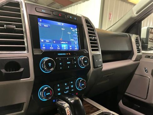 Used 2020 Ford F150 Lariat image 14