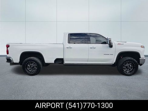 Certified 2024 Chevrolet Silverado 3500 LTZ w/ LTZ Plus Package image 9