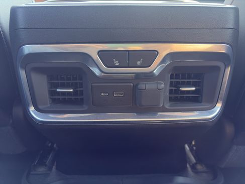 Used 2023 Chevrolet Silverado 2500 High Country w/ Z71 Off-Road Package AWD/4WD image 17
