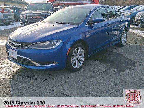 Used 2015 Chrysler 200 Limited w/ Convenience Group FWD image 7