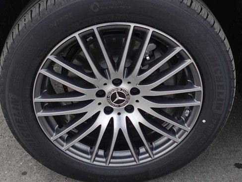 Used 2026 Mercedes-Benz GLC 300 4MATIC image 11