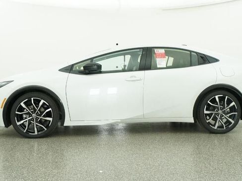 New 2026 Toyota Prius XSE Premium image 19