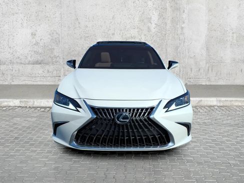 Used 2023 Lexus ES 350 w/ Accessory Package (Z1) FWD image 3