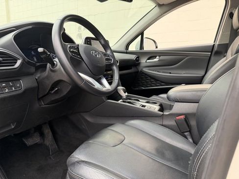 Used 2019 Hyundai Santa Fe Limited image 4