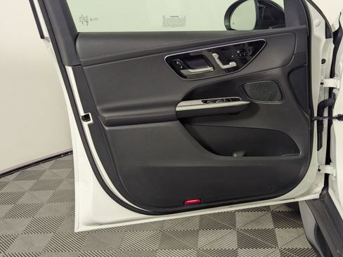 Used 2025 Mercedes-Benz GLC 43 AMG 4MATIC image 52