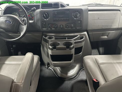 Used 2013 Ford E-250 and Econoline 250 w/ PWR Group image 6
