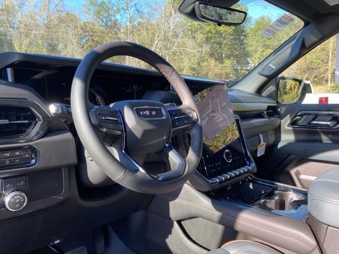 New 2026 GMC Yukon AT4 w/ AT4 Premium Package image 21