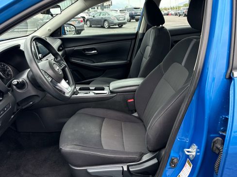 Used 2024 Nissan Sentra SV FWD image 11