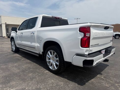 Used 2024 Chevrolet Silverado 1500 High Country AWD/4WD image 19