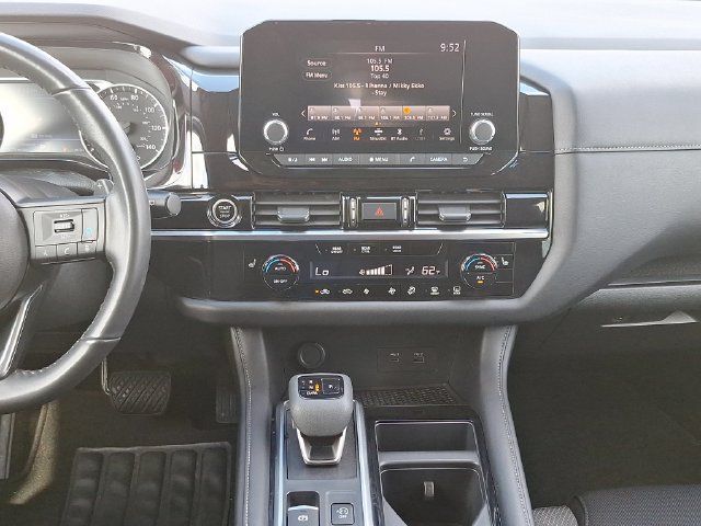 Certified 2024 Nissan Pathfinder SV FWD image 18