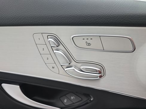 Certified 2019 Mercedes-Benz GLC 300 image 28