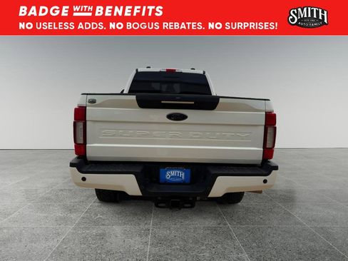 Used 2022 Ford F250 Lariat w/ Tremor Off-Road Package AWD/4WD image 7