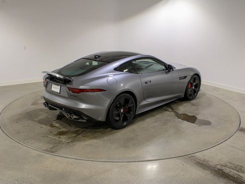 Used 2023 Jaguar F-TYPE R-Dynamic image 5