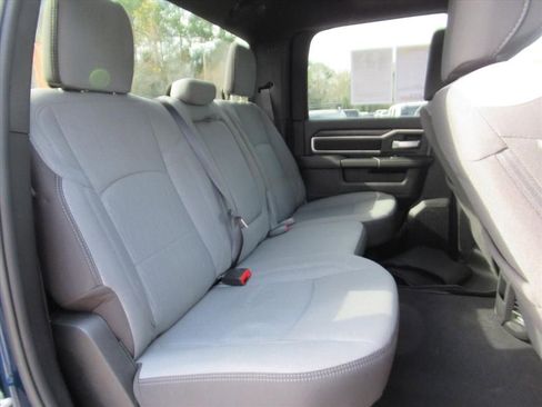 Used 2024 RAM 2500 Big Horn w/ Bed Utility Group image 28