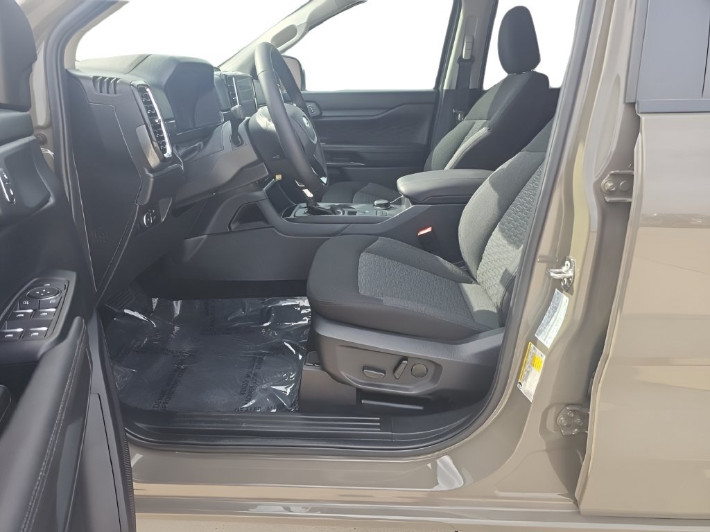 New 2026 Ford Ranger XLT w/ Equipment Group 301A High AWD/4WD image 9