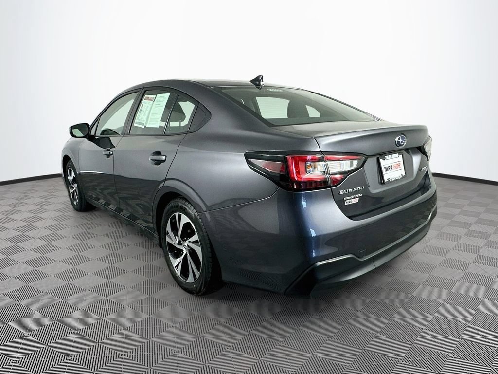 Used 2025 Subaru Legacy Premium AWD/4WD image 7