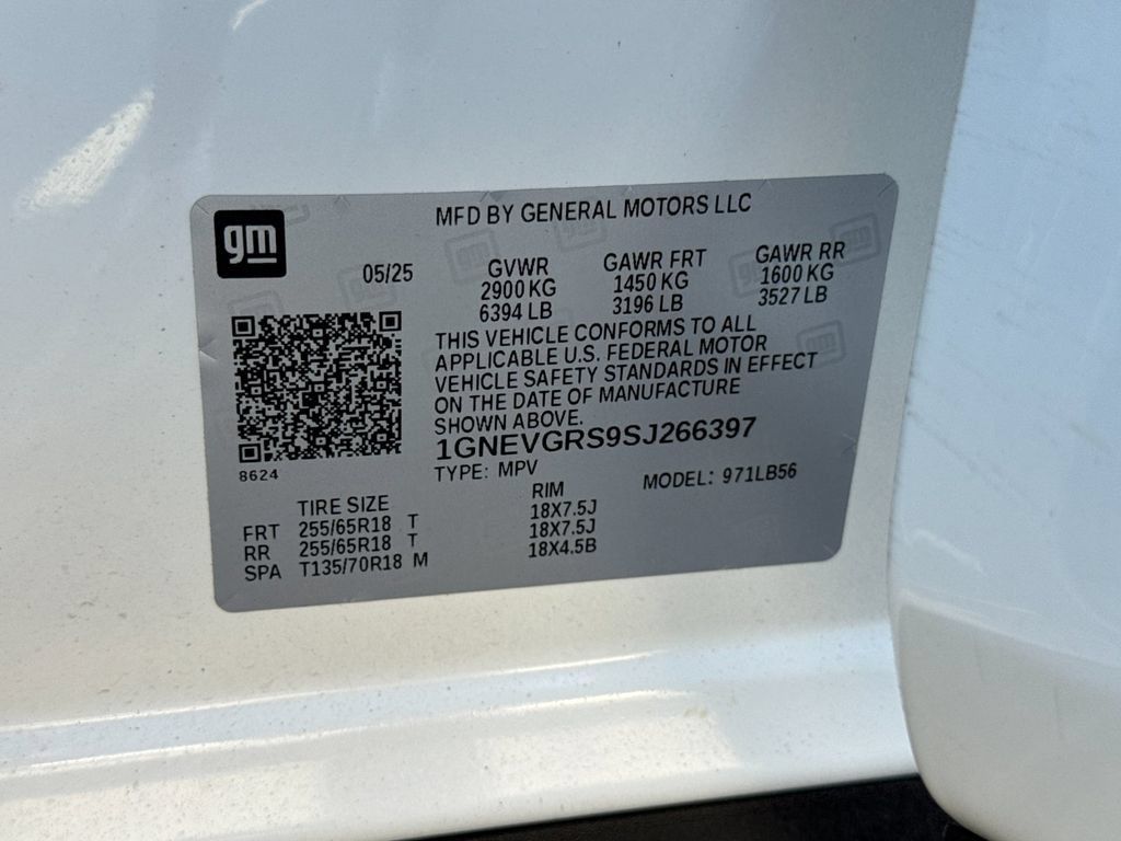 Used 2025 Chevrolet Traverse LT AWD/4WD image 34
