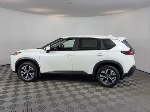 Used 2023 Nissan Rogue SV AWD/4WD image 8