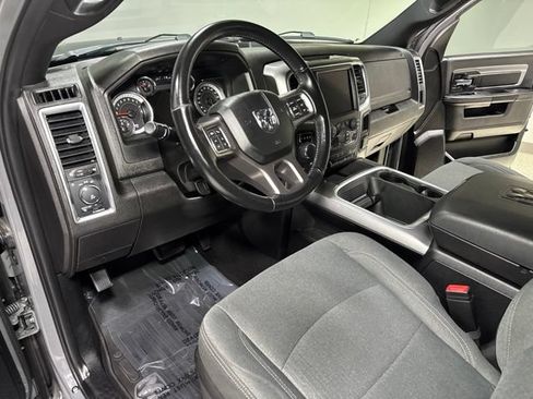 Used 2022 RAM 1500 Classic Warlock w/ Ceramic Grey Warlock Package AWD/4WD image 13