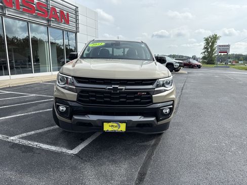 Used 2022 Chevrolet Colorado Z71 w/ Safety Package AWD/4WD image 21