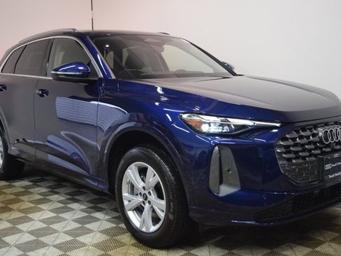 New 2025 Audi Q5 Premium image 1