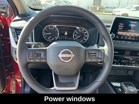 Used 2026 Nissan Rogue SV AWD/4WD image 12