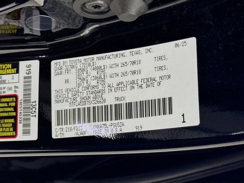 Certified 2025 Toyota Tundra SR5 AWD/4WD image 32