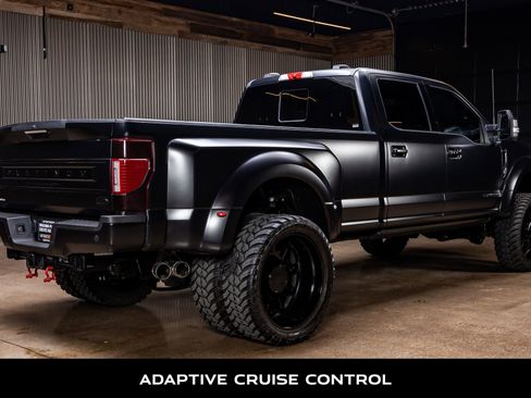 Used 2022 Ford F450 Platinum w/ FX4 Off-Road Package image 9